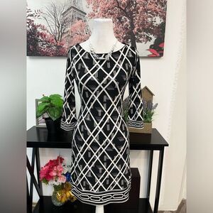 White House Black Market Women’s Sheath Dress XXS Geometric 3/4 Sleeve Pullover